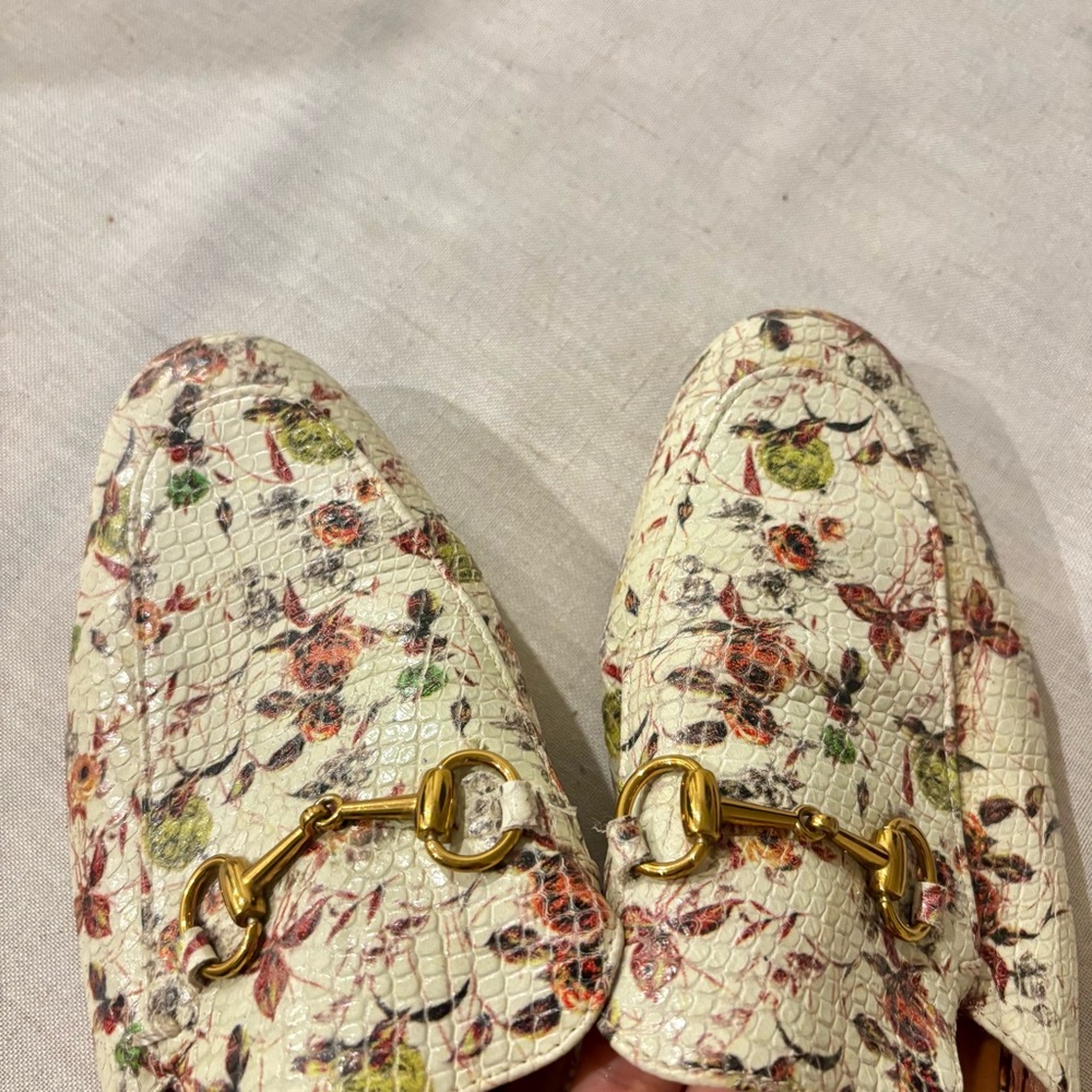 Zigi Artisan Floral Snake Embossed Horsebit Loafer Mules 8.5 | Chic Slip-On - Picture 2 of 5
